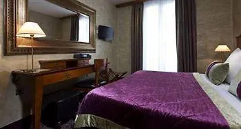 ***  Hotel Muguet Paris France